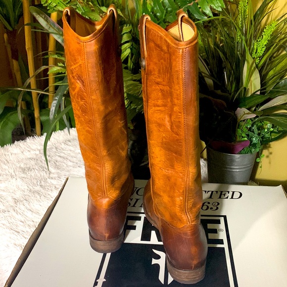 Pre-Owned FRYE Melissa Sutton Boots “THESE ARE A STEAL” - Picture 3 of 6